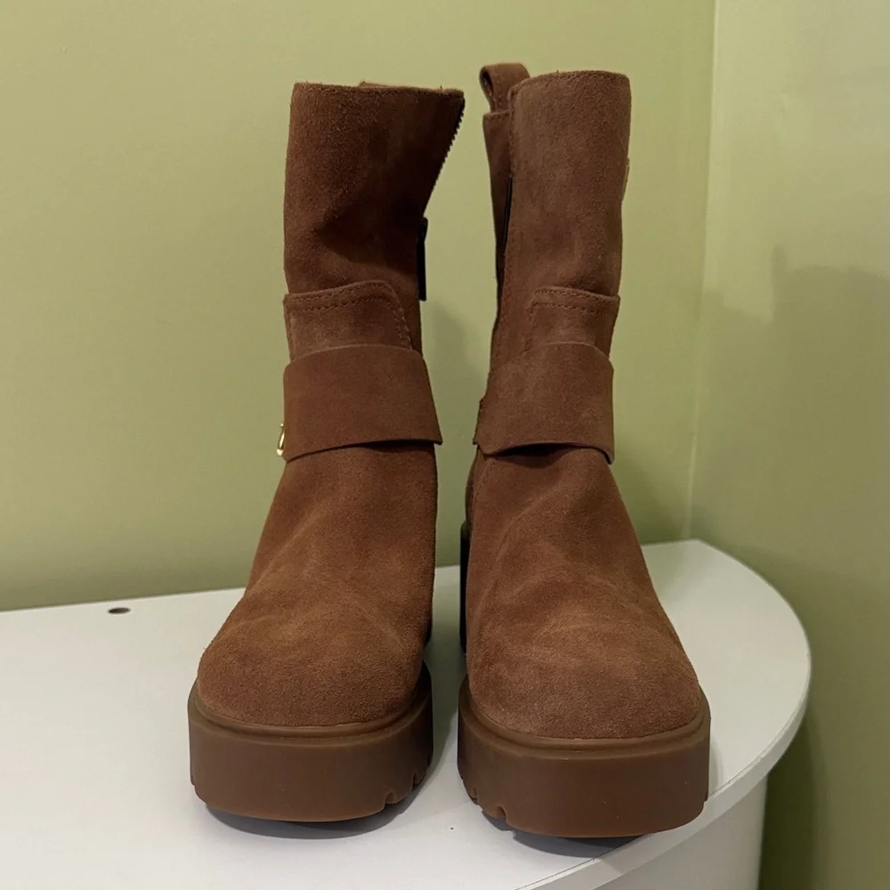 Michael Kors Tan Suede Combat Boots 8.5 women H8N4 - Picture 3 of 8